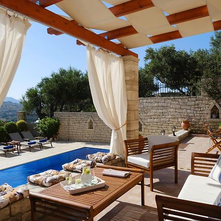 Ageri Traditional Villa Aryiroúpolis エクステリア 写真